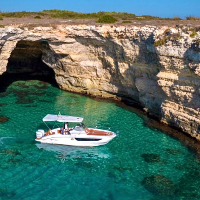 Escursione in barca tra le grotte della costa di Otranto